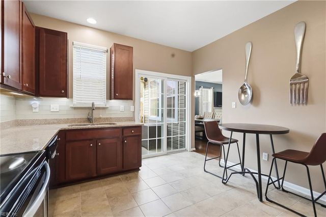 943 Vineyard Pl Unit A, Suffolk, VA 23435