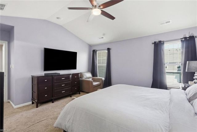 943 Vineyard Pl Unit A, Suffolk, VA 23435