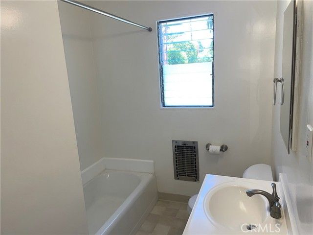 630 San Vicente E, Santa Monica, CA 90402