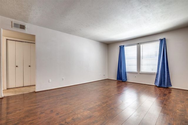 5111 Skillman Street 128, Dallas, TX 75206