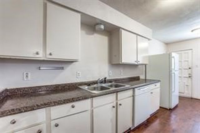 5111 Skillman Street 128, Dallas, TX 75206