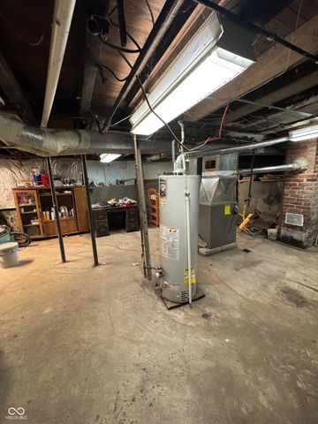 1214 E 28th Street, Anderson, IN 46016