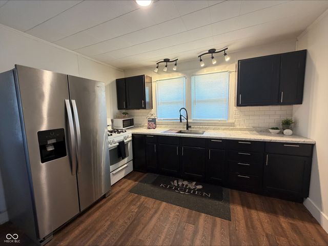 1214 E 28th Street, Anderson, IN 46016