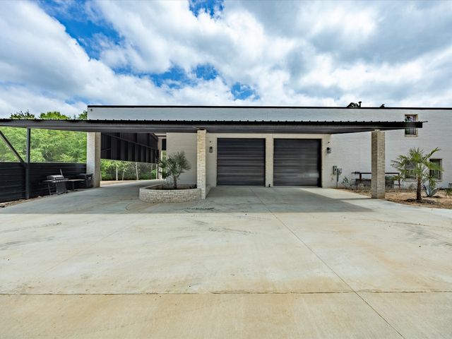 603 S Houston Street, Edgewood, TX 75117