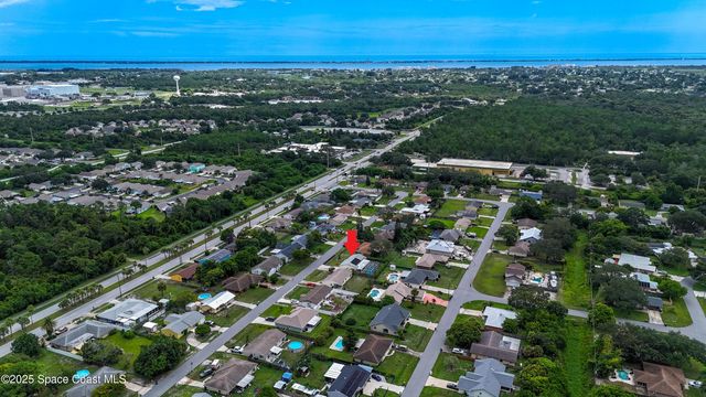 2148 Clover Street NE, Palm Bay, FL 32905