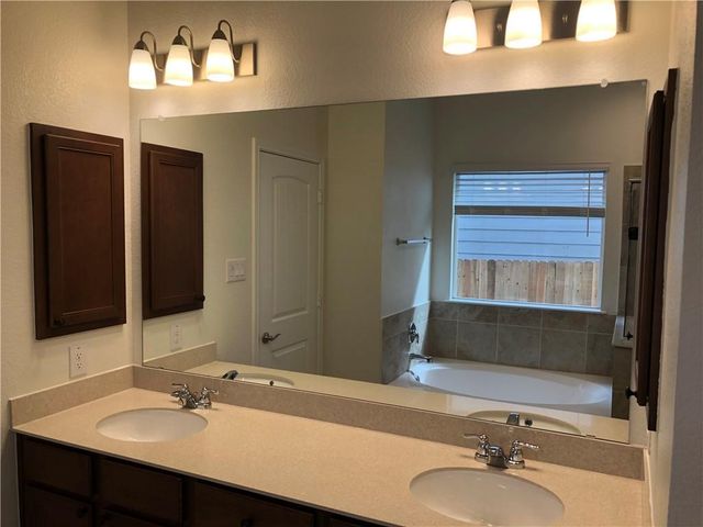 625 Jud Allen WAY, Leander, TX 78641