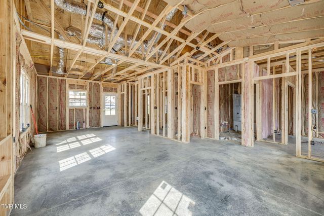 608 South Pine Street, Elizabethton, TN 37643