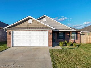 8111 Regency Way, Fort Smith, AR 72916