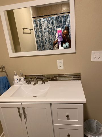 1611 Dawson, San Antonio, TX 78202