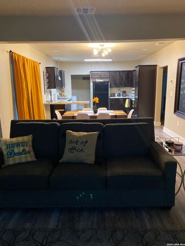 1611 Dawson, San Antonio, TX 78202
