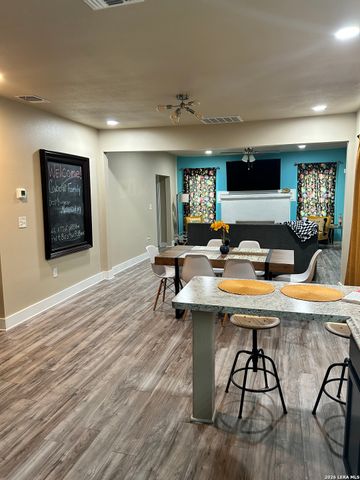 1611 Dawson, San Antonio, TX 78202