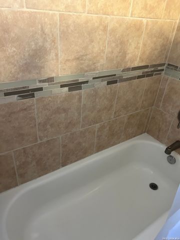1611 Dawson, San Antonio, TX 78202