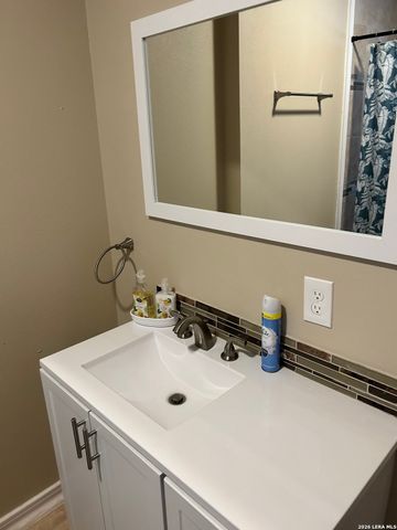 1611 Dawson, San Antonio, TX 78202