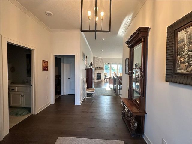 2938 SW Arboridge Drive, Lee's Summit, MO 64082
