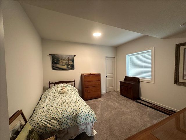 2938 SW Arboridge Drive, Lee's Summit, MO 64082