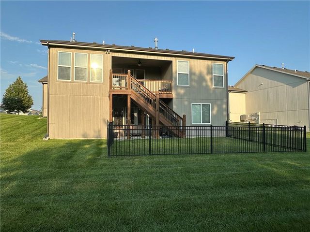 2938 SW Arboridge Drive, Lee's Summit, MO 64082