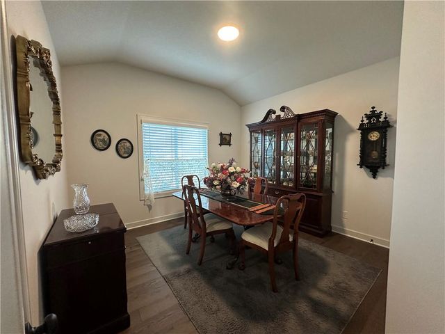 2938 SW Arboridge Drive, Lee's Summit, MO 64082