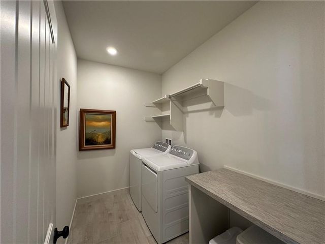 2938 SW Arboridge Drive, Lee's Summit, MO 64082