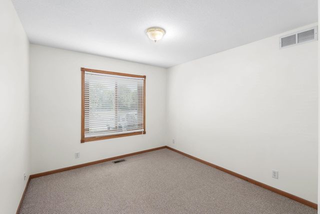 7222 E CEDARIDGE CIRCLE, Wichita, KS 67226