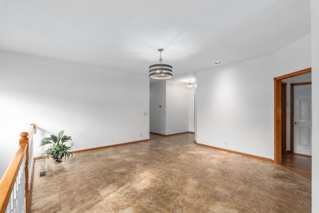 7222 E CEDARIDGE CIRCLE, Wichita, KS 67226