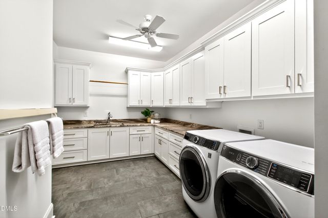 5607 Lambshire Drive, Raleigh, NC 27612