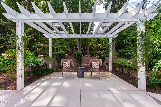 5607 Lambshire Drive, Raleigh, NC 27612