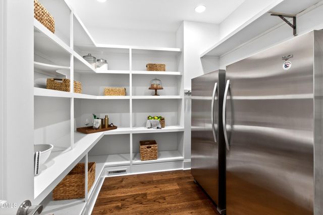 5607 Lambshire Drive, Raleigh, NC 27612