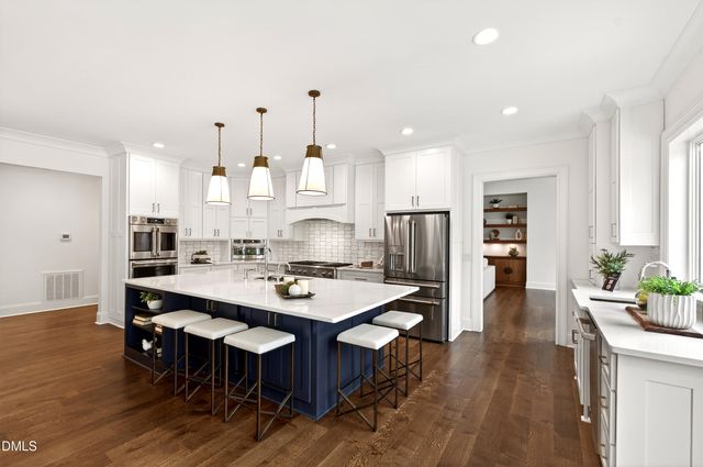 5607 Lambshire Drive, Raleigh, NC 27612