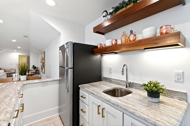 5607 Lambshire Drive, Raleigh, NC 27612