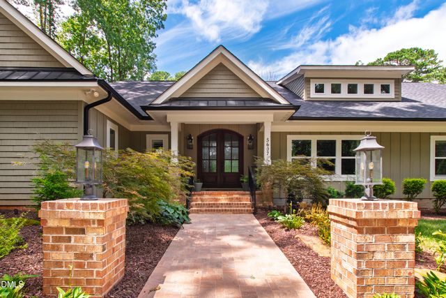 5607 Lambshire Drive, Raleigh, NC 27612