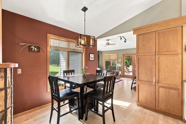 10 Apple Hill Circle, Madison, WI 53717