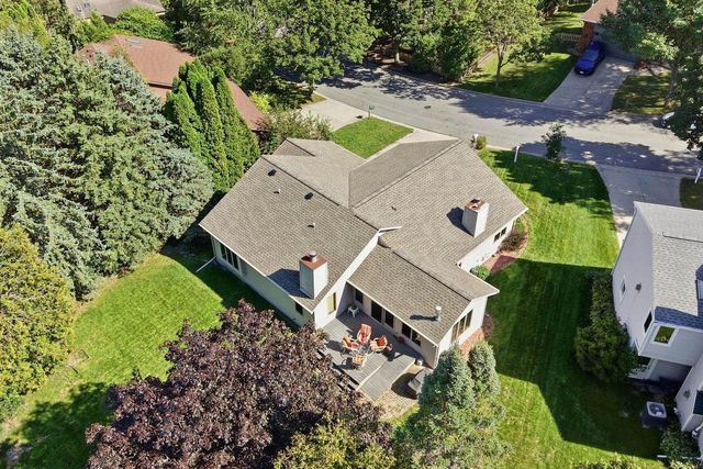10 Apple Hill Circle, Madison, WI 53717