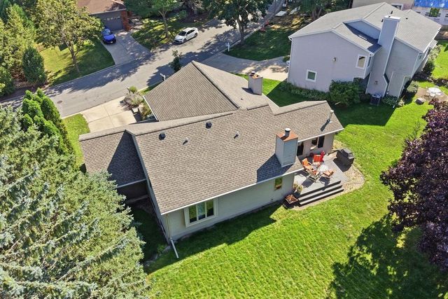 10 Apple Hill Circle, Madison, WI 53717