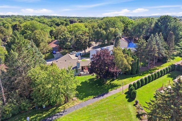 10 Apple Hill Circle, Madison, WI 53717