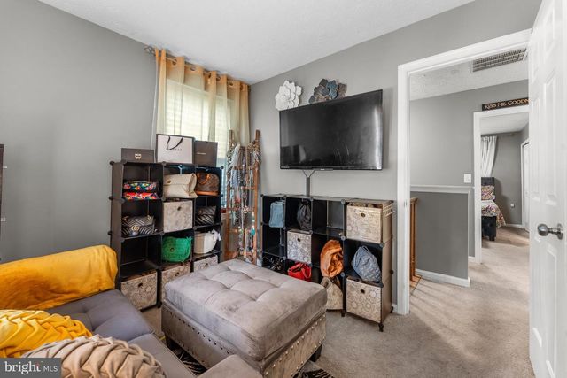 6902 CARIBOU CT, Waldorf, MD 20603