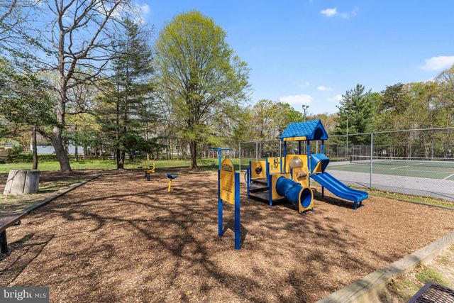 6902 CARIBOU CT, Waldorf, MD 20603