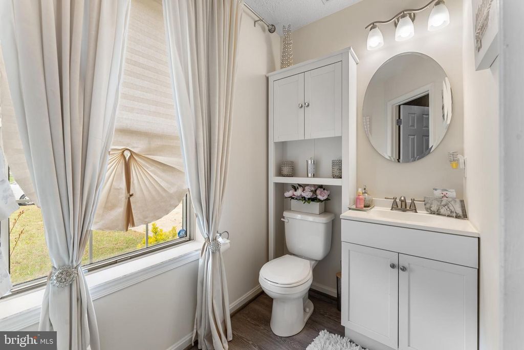 Image 21 of property listing at 6902 CARIBOU CT, Waldorf, MD 20603