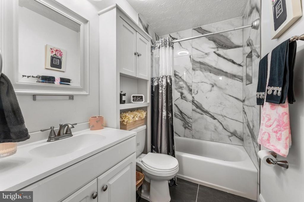 Image 26 of property listing at 6902 CARIBOU CT, Waldorf, MD 20603