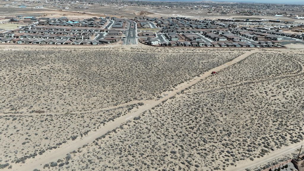 805 Viga Loop SE, Rio Rancho, NM 87124