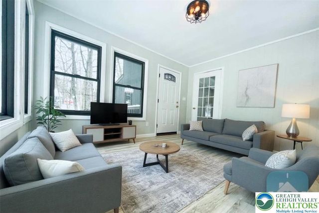 103 Ashley Court, Lehman Twp, PA 18324