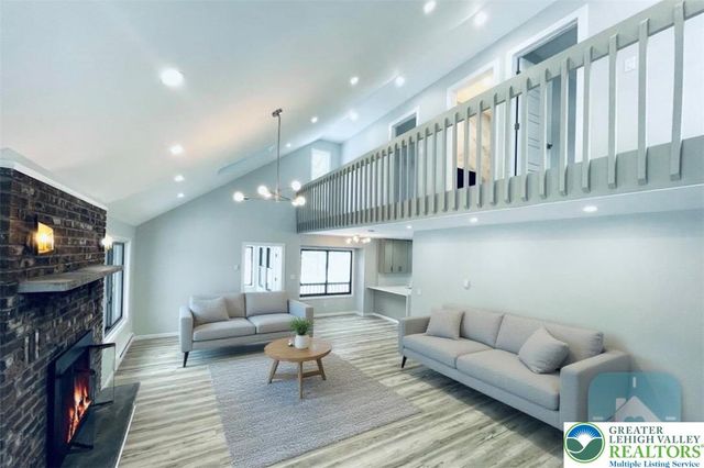 103 Ashley Court, Lehman Twp, PA 18324