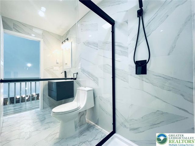 103 Ashley Court, Lehman Twp, PA 18324