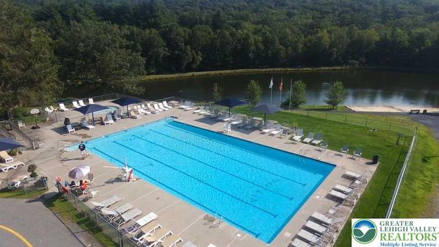 103 Ashley Court, Lehman Twp, PA 18324