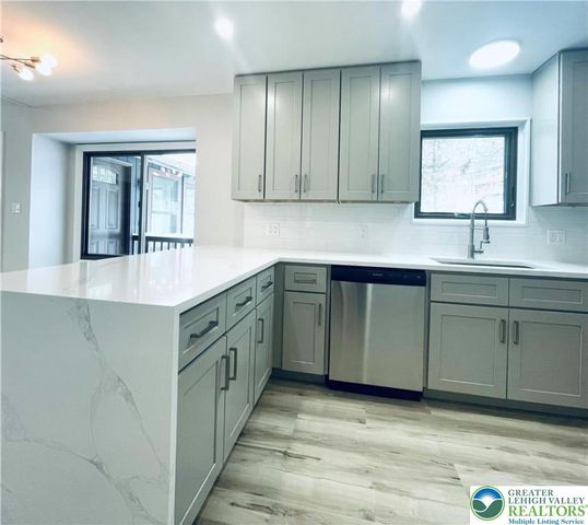 103 Ashley Court, Lehman Twp, PA 18324