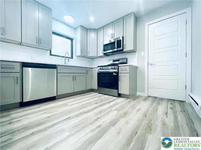 103 Ashley Court, Lehman Twp, PA 18324