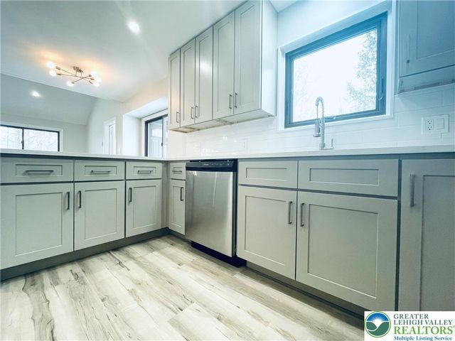 103 Ashley Court, Lehman Twp, PA 18324