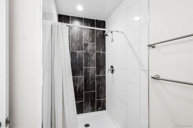 2921 S Downing Street, Englewood, CO 80113