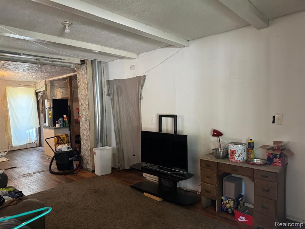 1705 Arizona Avenue, Flint, MI 48506