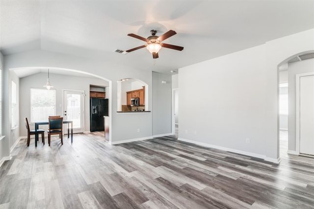 179 Valero DR, San Marcos, TX 78666