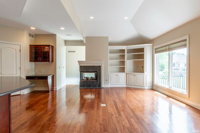 8119 Inverness Lakes Trail, Fort Wayne, IN 46804